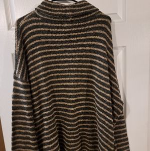 Black/Tan Oversized Sweater